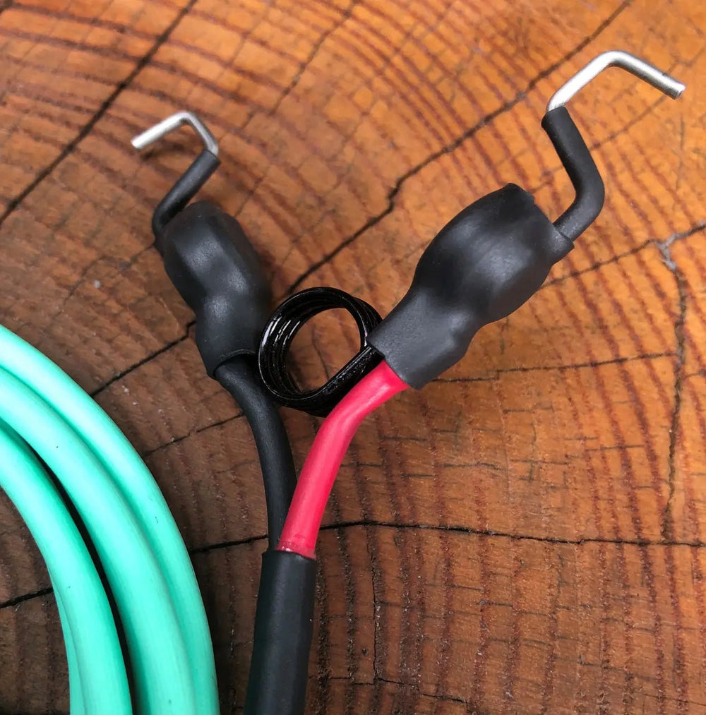 "FANG" Clip Cord - Mint - Zubi Supply